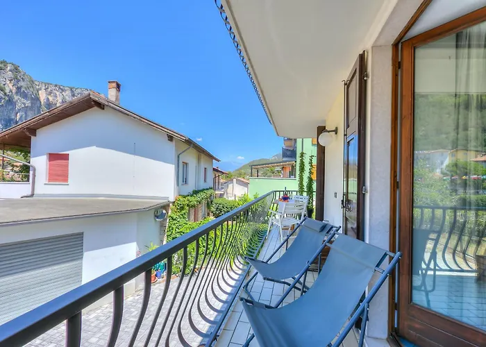 The Rock View - Happy Rentals